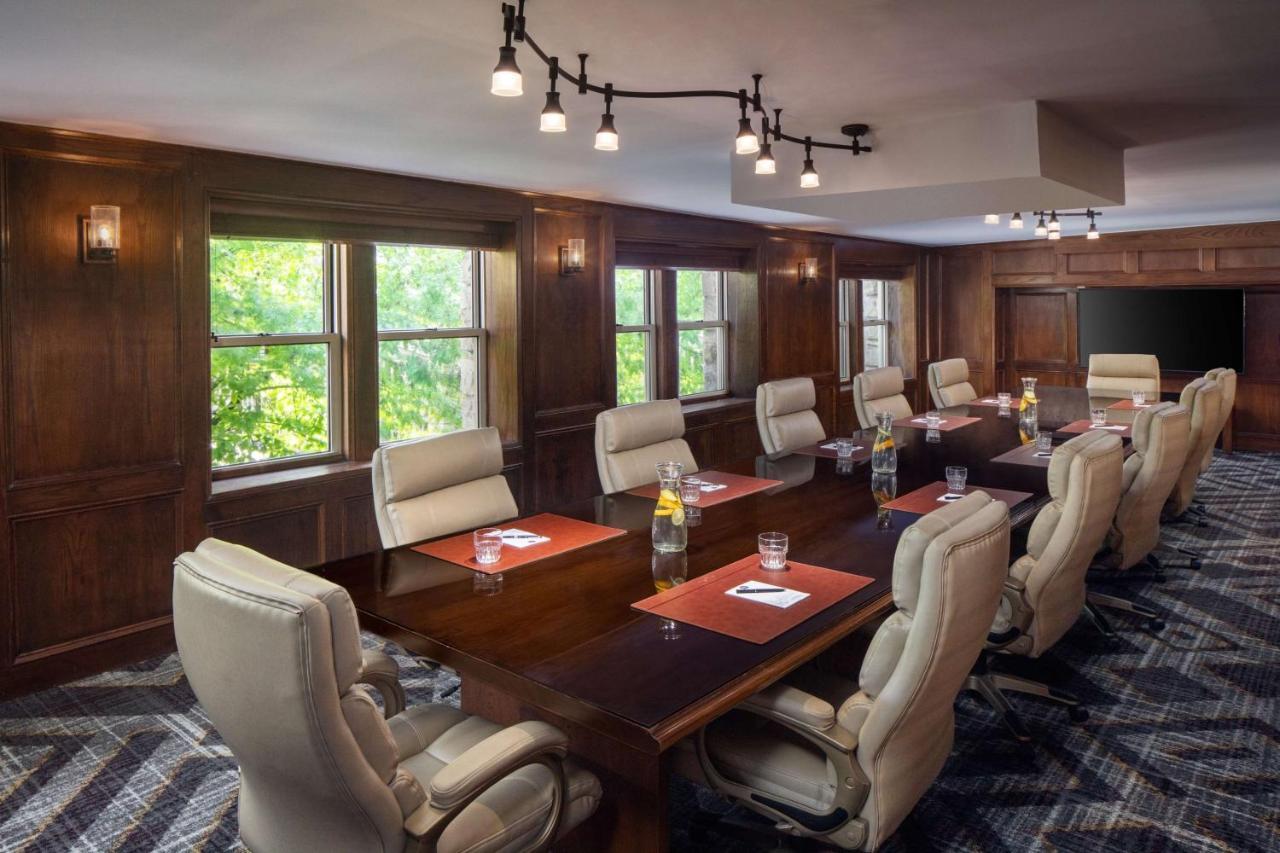 The Elms & Spa, A Destination By Hyatt Excelsior Springs